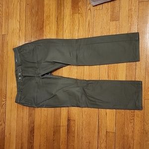 Green Bonobos chinos in size 33x30, tailored fit